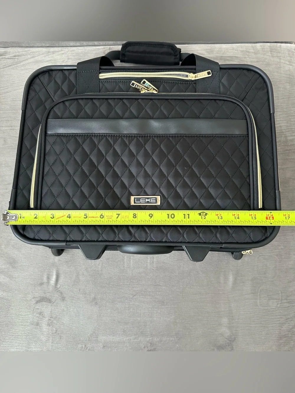 Quilted Black Laptop Travel Bag Gold Zippers Expandable Handle w/ Wheels Leke